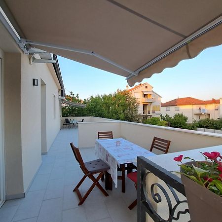 Guesthouse Emma Задар Екстериор снимка