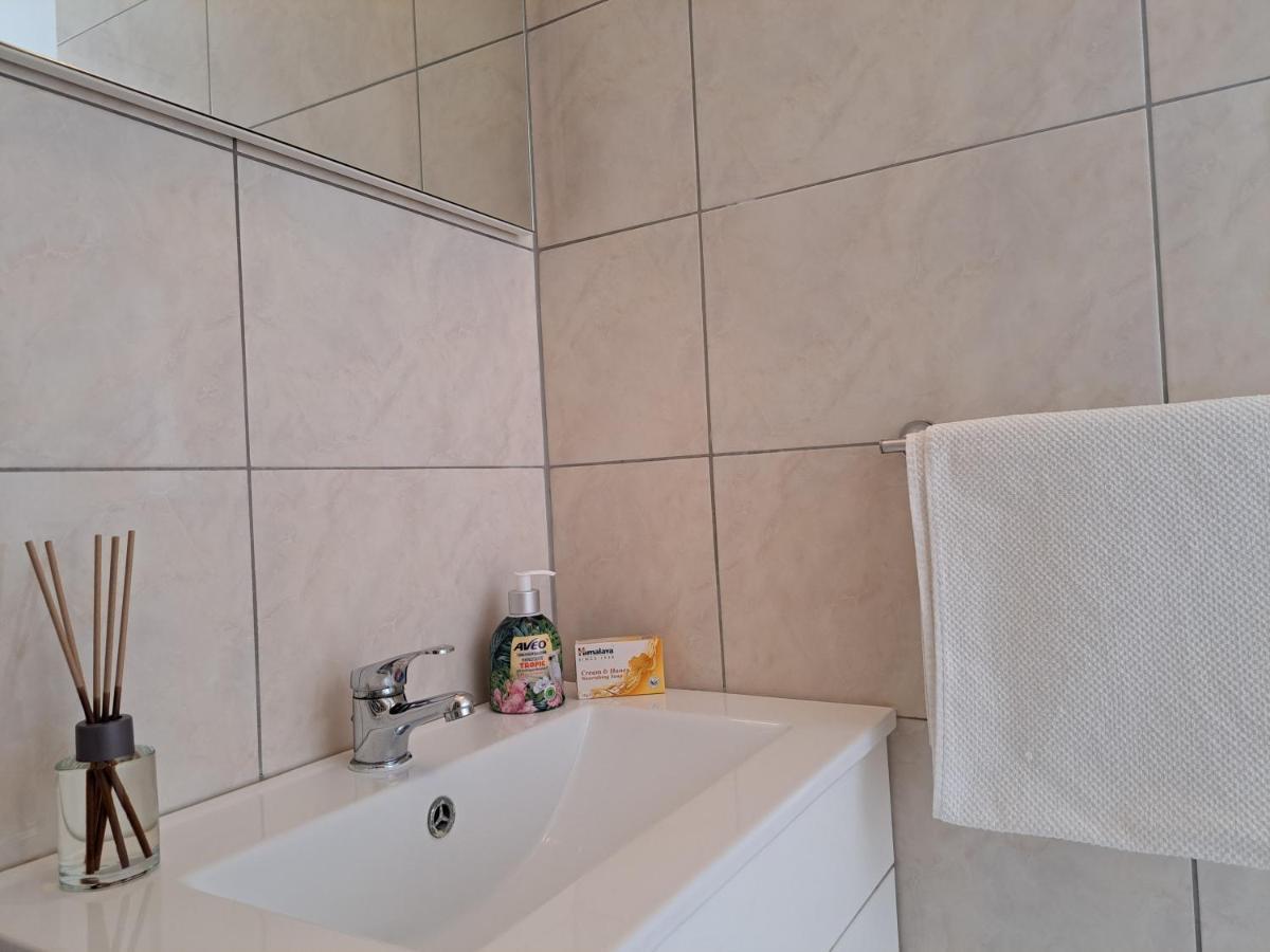 Guesthouse Emma Задар Екстериор снимка