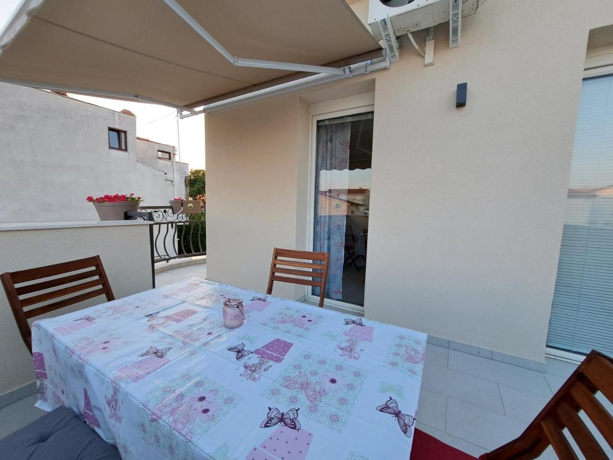 Guesthouse Emma Задар Екстериор снимка