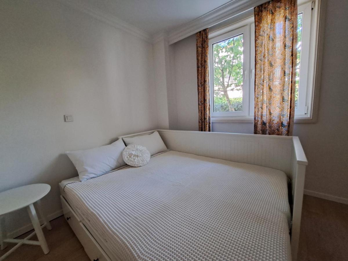 Guesthouse Emma Задар Екстериор снимка